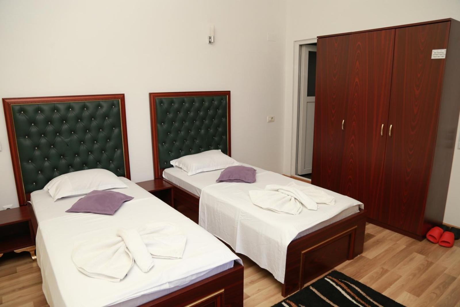 Hotel Venisi 普里兹伦 外观 照片